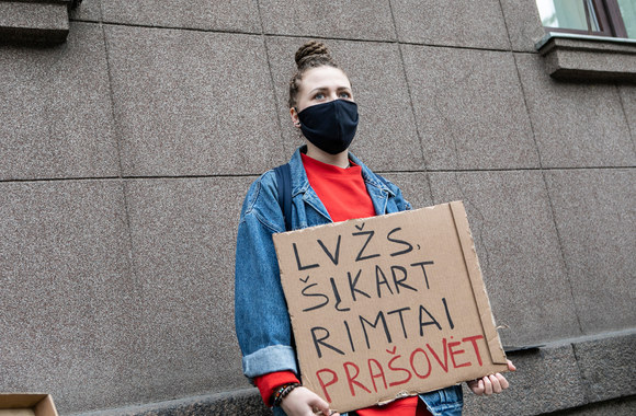 Aktyvistų protestas prieš medžioklę lankais/„ŽMONĖS Foto“/Pauliaus Peleckio nuotr.