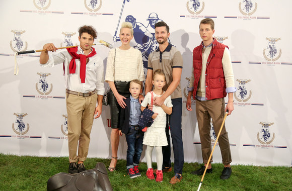 Agnė Byčiūtė-Jankauskienė su vyru Andriumi ir vaikais