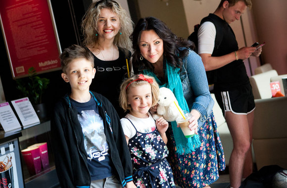 Giedrė Balutytė (dešinėje)