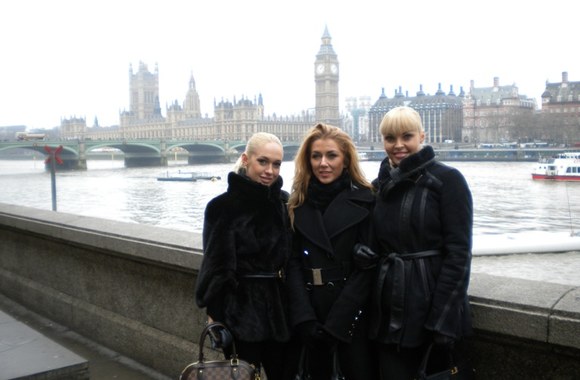 Iš kairės: Oksana Pikul, Ingrida Kolytė ir Skaistė Steikūnaitė