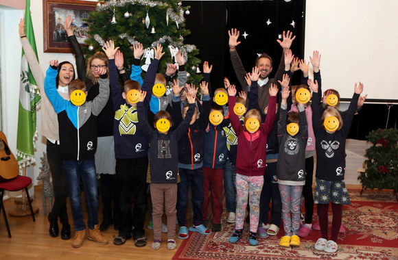 Linas Adomaitis vaikų globos namuose