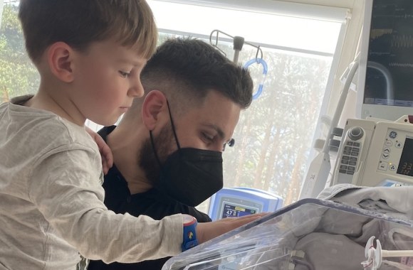 Mikas su sūnumi Mykolu ir dukrelėmis / Asmeninio albumo nuotr.