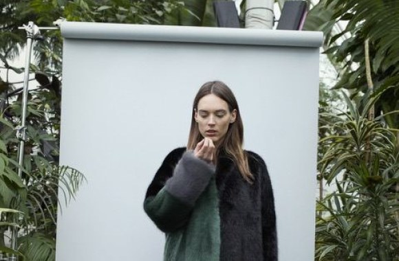 D.EFECT 2016 m. rudens-žiemos kolekcijos modelis