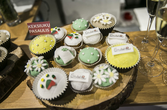 Parduotuvės „Stylish Paw“ atidarymo akimirka