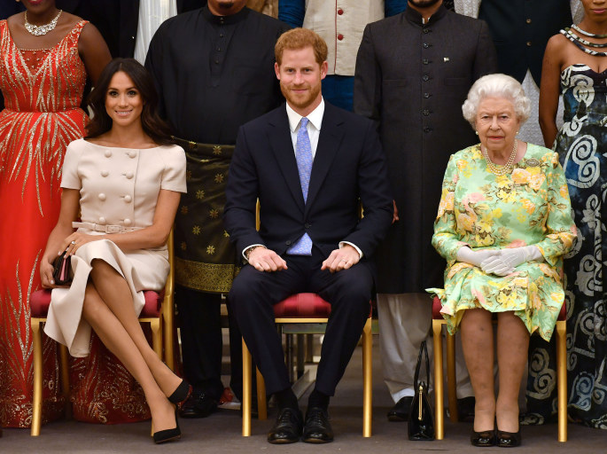 Karalienė Elizabeth II ir Sasekso hercogai/„Scanpix“ nuotr.