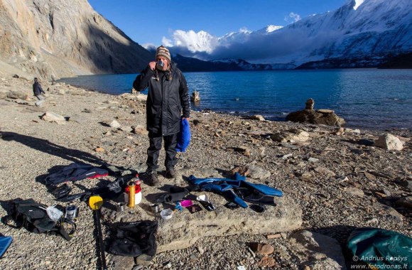 Vidmantas Urbonas perplaukė aukščiausią pasaulyje Tiličo ežerą/Andriaus Repšio nuotr.
