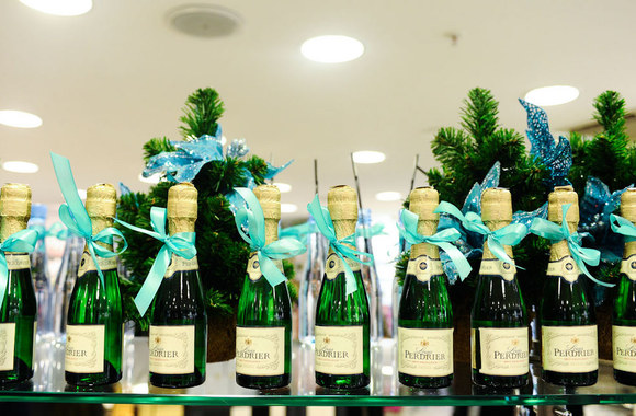 Parduotuvės atidarymo akimirka