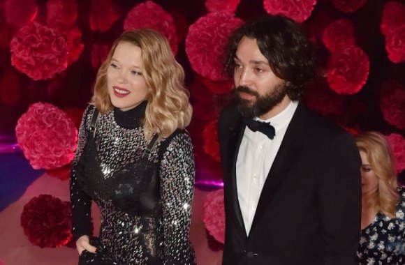  Léa Seydoux su mylimuoju ir sūnaus tėvu Andre Meyeriu