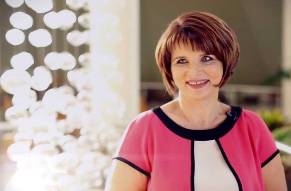 VIDEO kadras: Didieji grožio pokyčiai: Grožio terapijos ir chirurgijos klinikoje Sugihara VII dalis