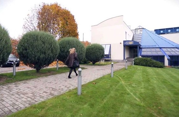 VIDEO kadras: \"Didieji grožio pokyčiai\" Grožio terapijos ir chirurgijos klinikoje Sugihara VI dalis 