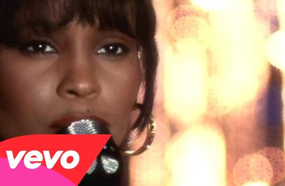 VIDEO kadras: Whitney Houston daina
