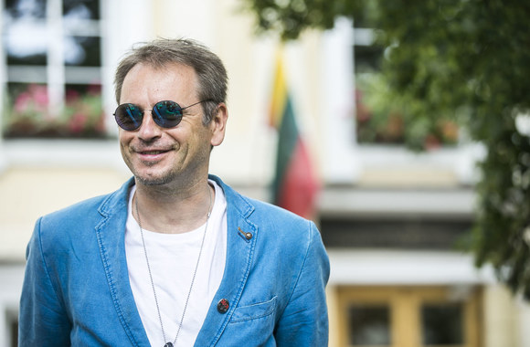 Marijono Mikutavičiaus diskusijos su jaunimu akimirka