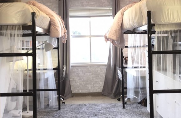 Neįtikėtina bendrabučio kambario transformacija