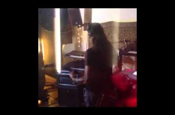 VIDEO kadras: Grupės narių sveikinimas gitaristui Pedro Paixao