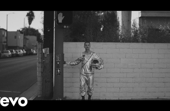 depeche-mode-cover-me