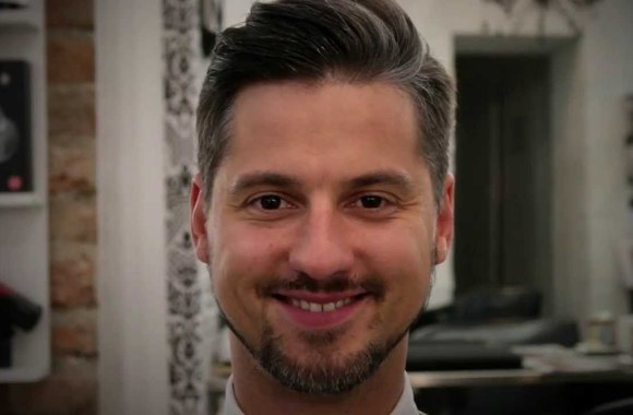 VIDEO kadras: Žymūs VYRAI apie MOTERIS - Vytautas Rumšas