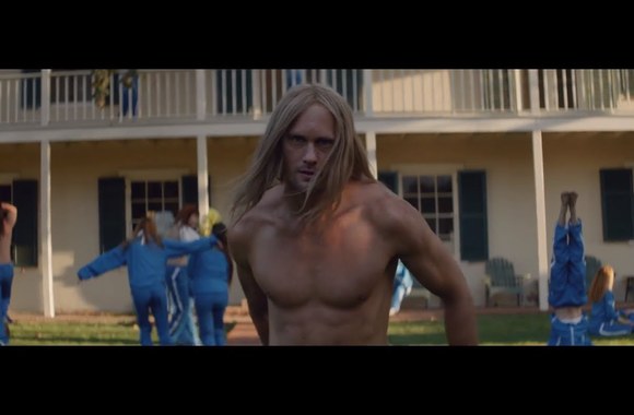 VIDEO kadras: Alexanderis Skarsgardas grupės „Cut Copy“ dainos „Free Your Mind“ vaizdo klipe