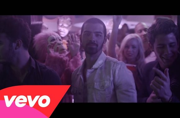 VIDEO kadras: Iki šiol naujausias grupės kūrinys – vasarą pristatyta daina „First Time“