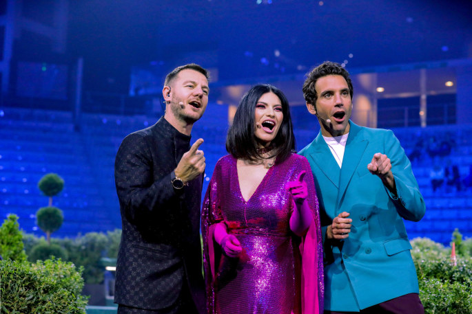 66-osios „Eurovizijos“ vedėjai Turine Alessandro Cattelan, Laura Pausini ir Mika / Scanpix nuotr.