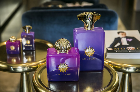 Christopheris Chongas pristatė naujus „Amouage“ kvepalus