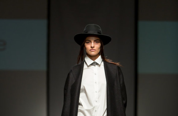 Natalijos Jansones 2016-2017 m. rudens-žiemos kolekcijos modelis