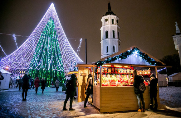 Kalėdų eglė Katedros aikštėje