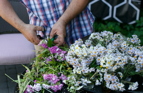 Bulvių žiedų šukuosenos kūrimas