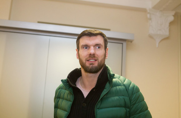 Tatjaną Lavrinovič Vilniaus oro uoste pasitiko artimieji