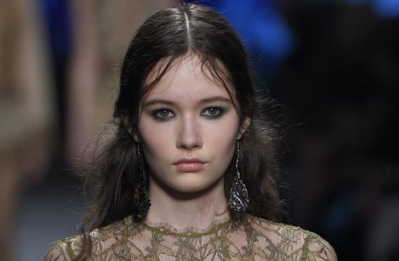 „Alberta Ferretti“ 2016 m. rudens-žiemos kolekcijos modelis