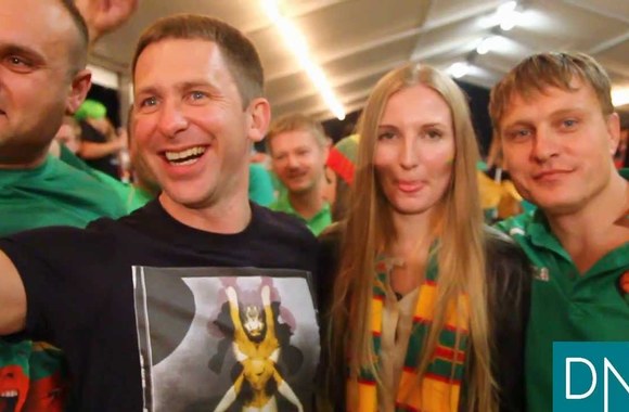 VIDEO kadras: SEL\'as Egis siunčia linkėjimų fanams iš Liublianos 