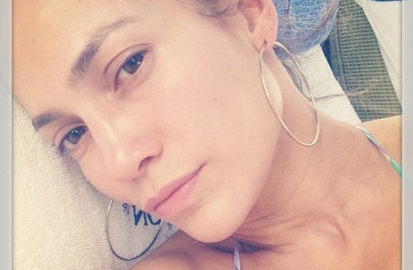 Jennifer Lopez be makiažo