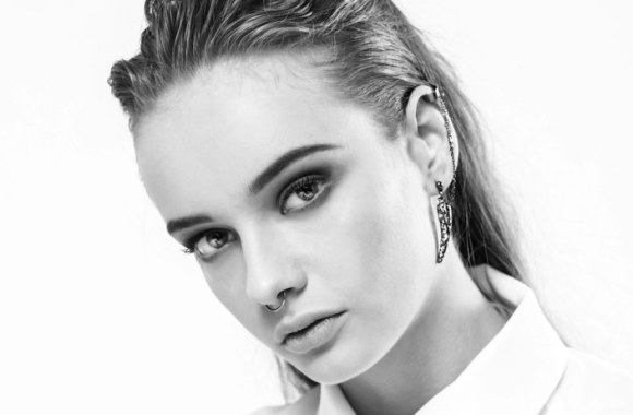 Šventinės Dianos Paukštytės fotosesijos nuotrauka