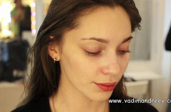 VIDEO kadras: Vizažistas Vadimas Andrejevas: makiažo metamorfozės