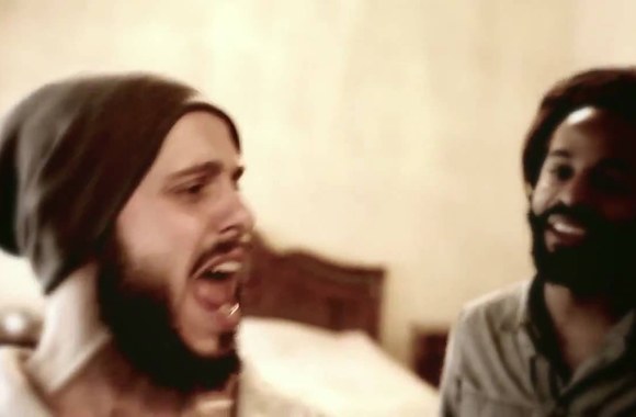 VIDEO kadras: „SunSay“ ir John Forté kūrinys „Wind Song“