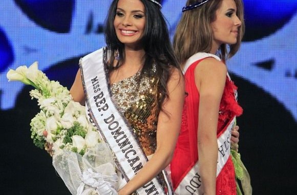 Dalia Fernandez (kairėje)