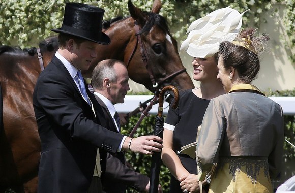 Didžiosios Britanijos princas Harry, Zara Phillips ir princesė Anne