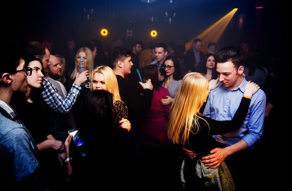 Vakarėlio klube „Happy Mosquito“ akimirka