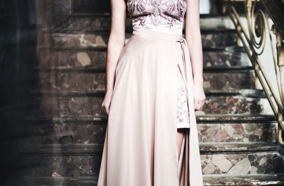 Vilma Javtokienė tapo naujausios S. Šernės ir I. Grybauskienės suknelių kolekcijos veidu