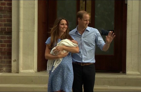 VIDEO kadras: Karališkoji pora palieka St. Mary\'s ligoninę.