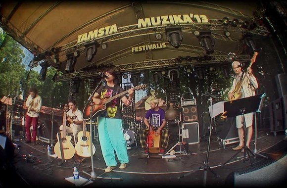 VIDEO kadras: Grupės „4FUN“ pasirodymas „Tamsta muzika 2013“