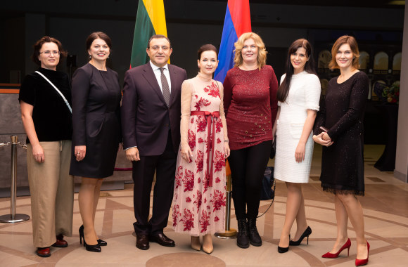 Karapetas Babajanas iškilmingo vakaro metu paskelbtas Armėnijos garbės konsulu Lietuvoje/Gretos Skaraitienės/„ŽMONĖS Foto“ nuotr.