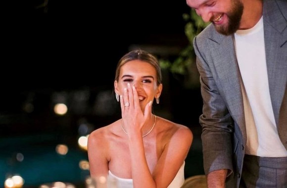 Domanto Sabonio ir jo mylimosios Shashanos vestuvių akimirka / Socialinių tinklų nuotr.