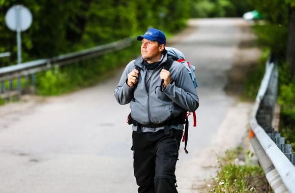 Naurimas Zaveckas per Lietuvą keliauja piligrimų keliu/Teodoro Biliūno/„ŽMONĖS Foto“ nuotr.