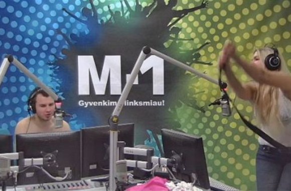 Gintas Vaičikauskas ir Skaiva Jasevičiūtė išsirengė tiesioginio eterio metu