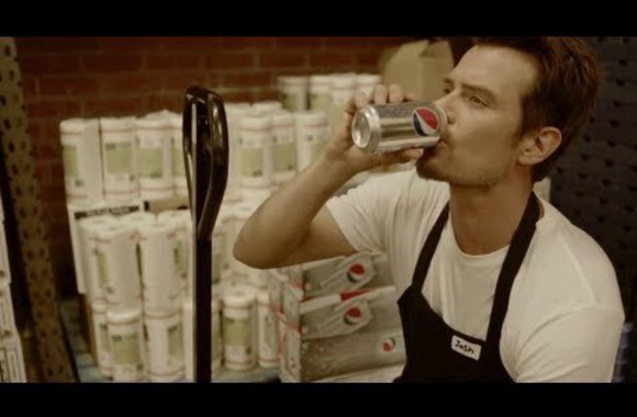 VIDEO kadras: Joshas Duhamelis „Pepsi“ reklamoje