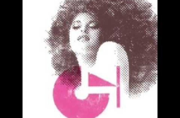 VIDEO kadras: „Nouvelle Vague“ – „Master And Servant“