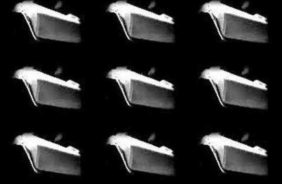 VIDEO kadras: Johnny Cashas – „Personal Jesus“