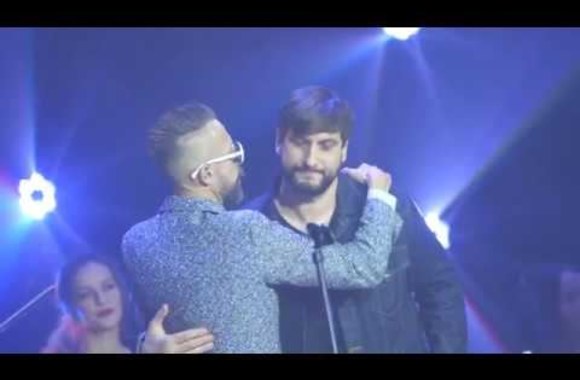 linas-adomaitis-smelio-laikrodis-feat-pushaz-live-20-metu-scenoje