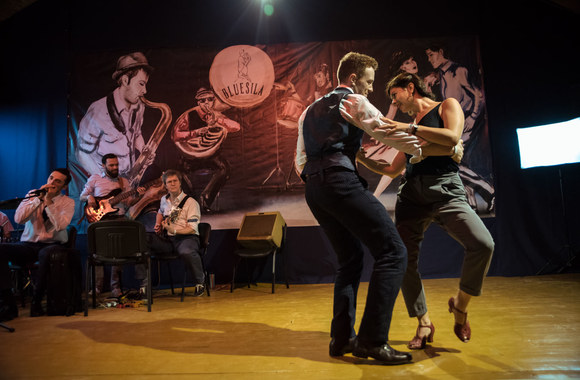 Bluesdance.lt bliuzo šokių pamokos