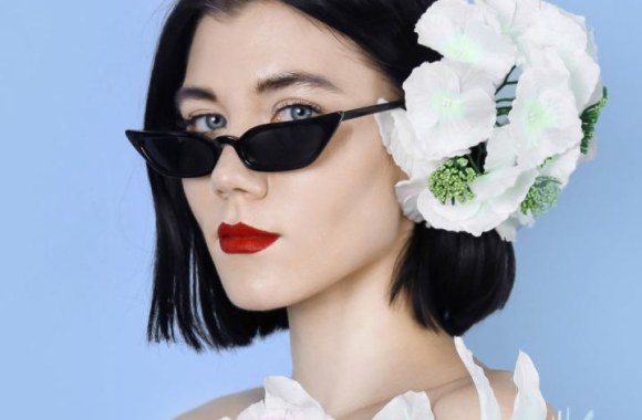 „Tegul bėga“ pristato spalvomis žydinčią pavasario kolekciją 